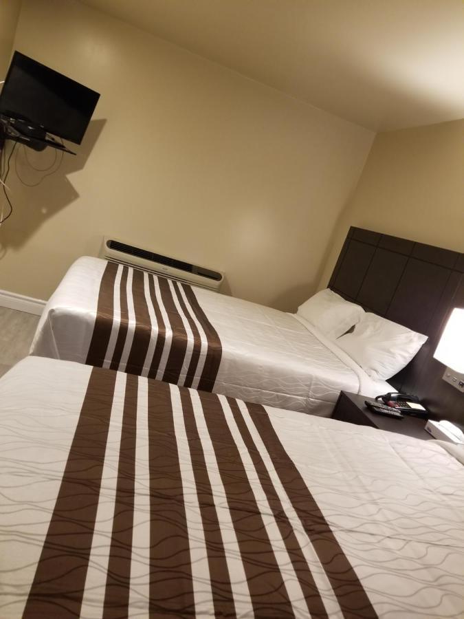 Silver Maple Motel 哈里伯顿 外观 照片